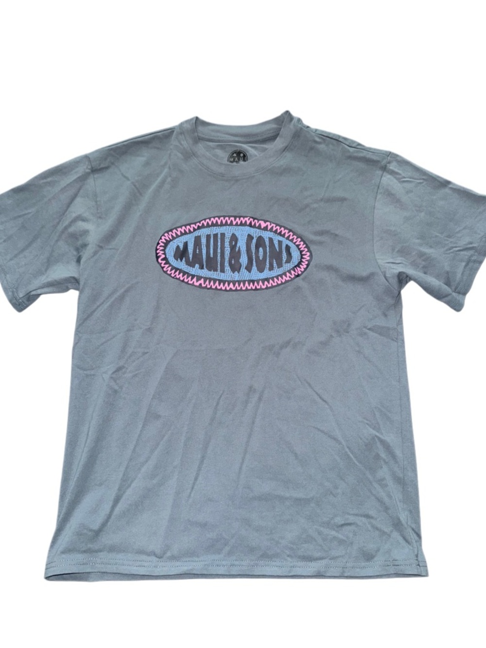 Maui & Sons Madres Patch Blue Graphic Logo Tee